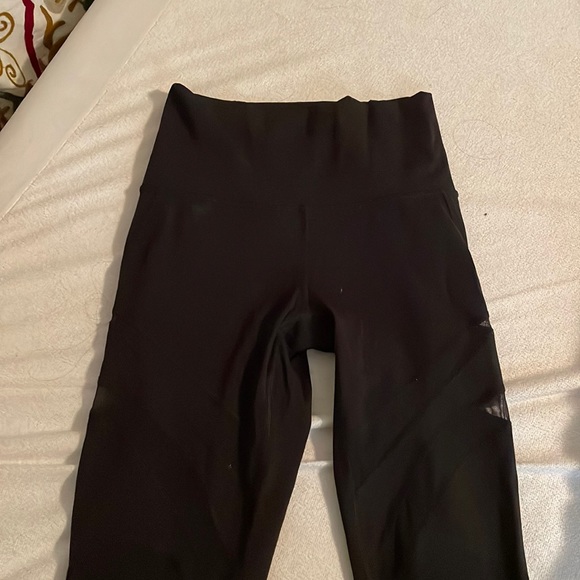 Barry’s x lululemon mesh full length legging - Picture 1 of 4